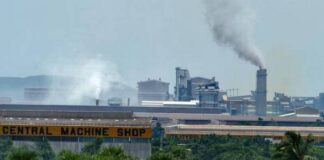 Employees of Visakhapatnam Steel Plant observe strike