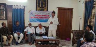 Unanimously elected AP Urdu Teacher’s Association state leaders have been released through the hands of Urdu Academy Ex Chairman Dr. SMd Nauman garu