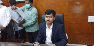 Visakhapatnam: New Collector takes charge