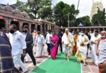 Home Minister Amit Shah prays at Andhra Pradesh’s Srisailam temple