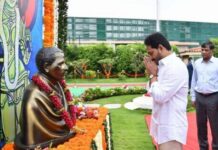 CM pays tributes to Potti Sriramulu on Andhra Pradesh Formation Day