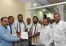Raghu Raju files nomination for MLC post