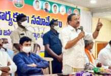 Jagan govt ‘mute spectator’ to communal disharmony in Andhra: V Muraleedharan