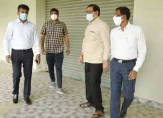 Collector Chevuri Hari Kiran inspects EVM and VVPAT godown